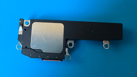 Apple iPhone 15 OEM Loudspeaker – Original Used (Excellent Condition)