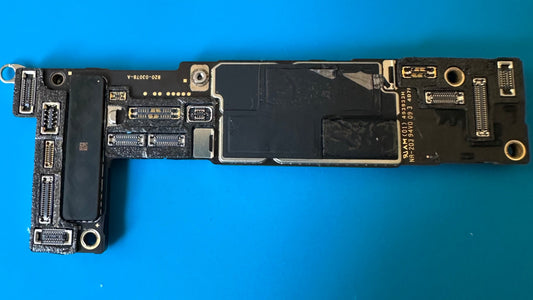 iPhone 15 Motherboard – Locked, Original OEM, Technician Use / Parts Recovery