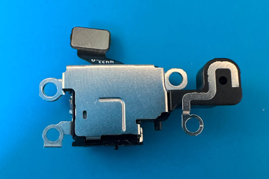 Original Charging Port Sensor – iPhone 15, Used Like New
